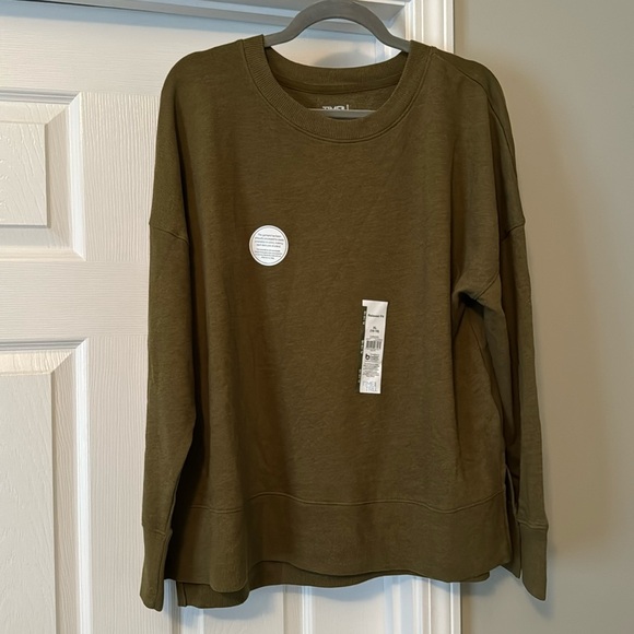 Time and Tru Tops - Olive Relaxed Fit Sweatshirt